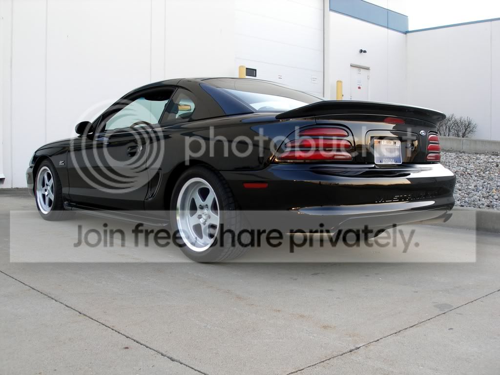 saleenscs.jpg