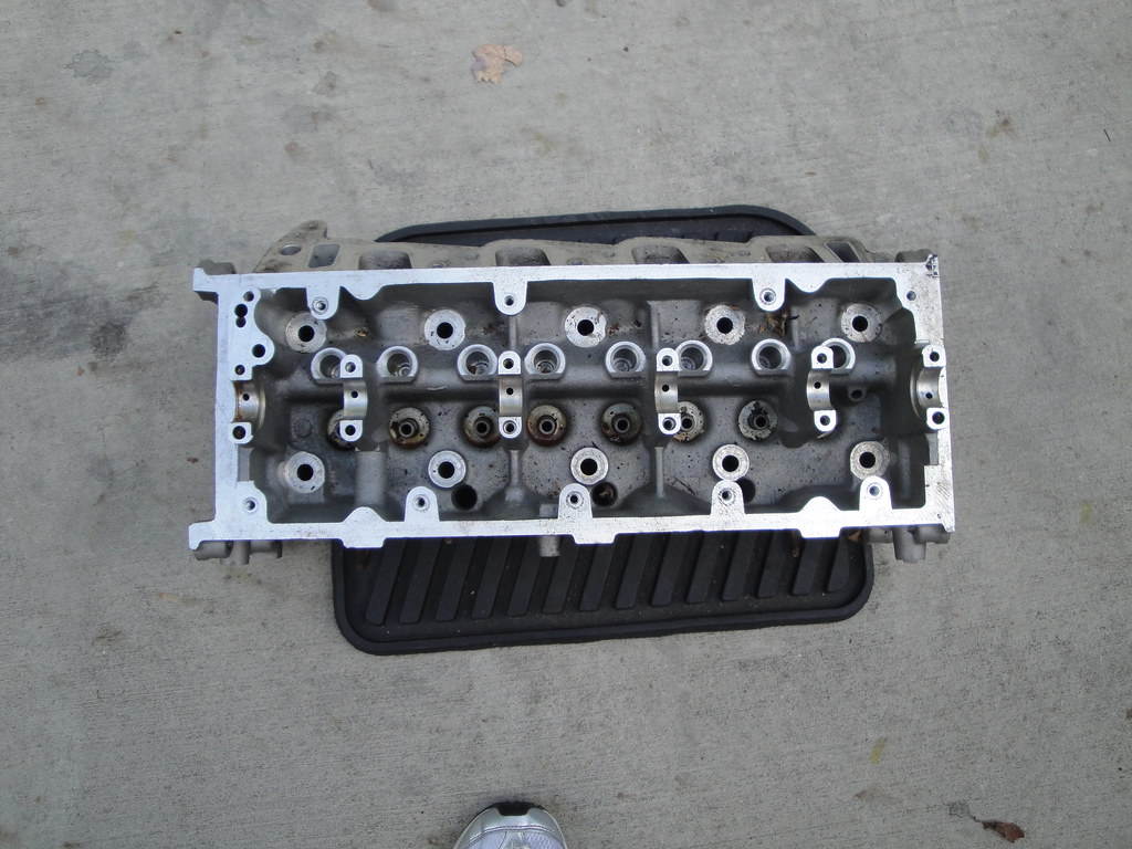 6948857686_d928e0cedd_b.jpg