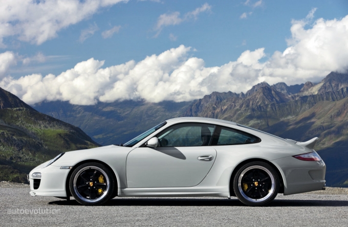 PORSCHE911SportClassic-medium-4152_7.jpg