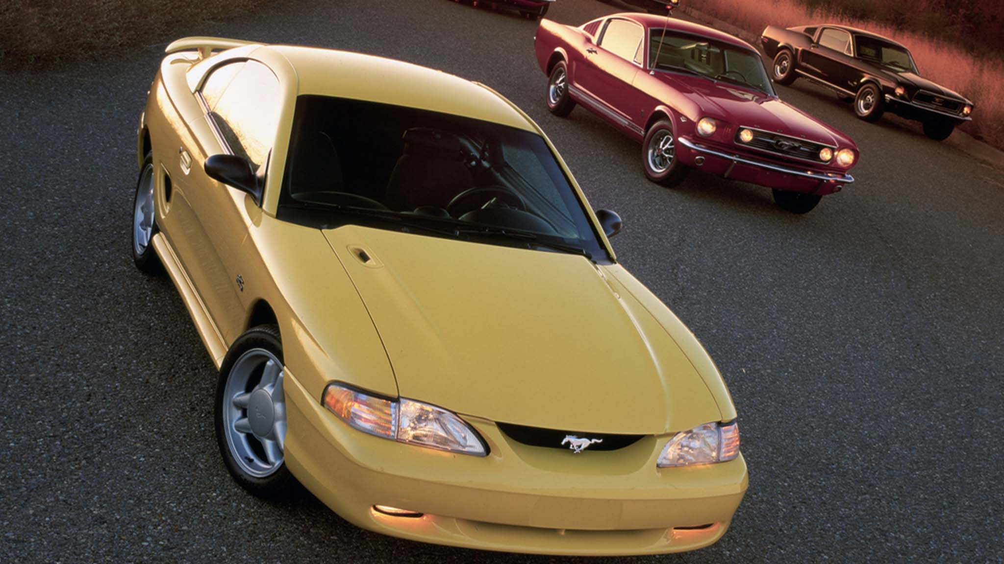 www.motortrend.com
