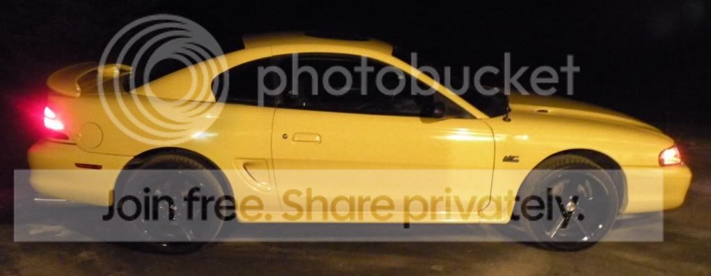 nightpic2ofMustang.jpg