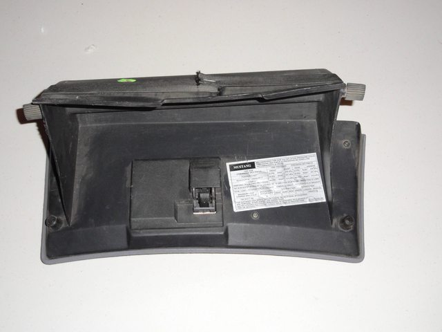 zYV28l.jpg