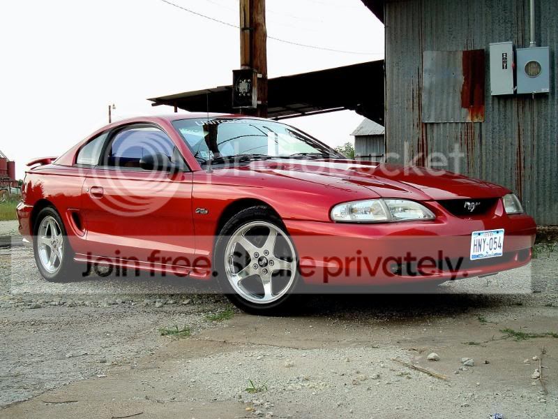 SN-950680052.jpg