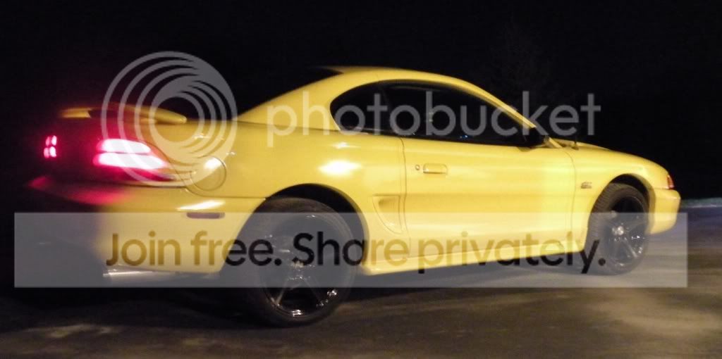 nightpicofmustang.jpg