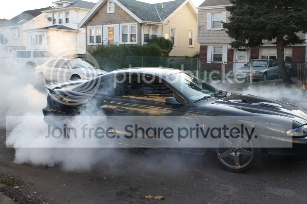 GusBurnout024.jpg