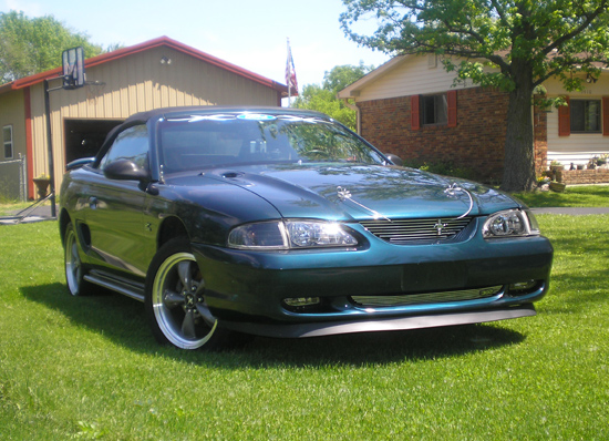 1994-deep-forest-green-mustang-gt-convertible-01.jpg